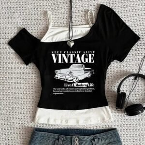 Women's Vintage Car Graphic Cropped T-Shirt