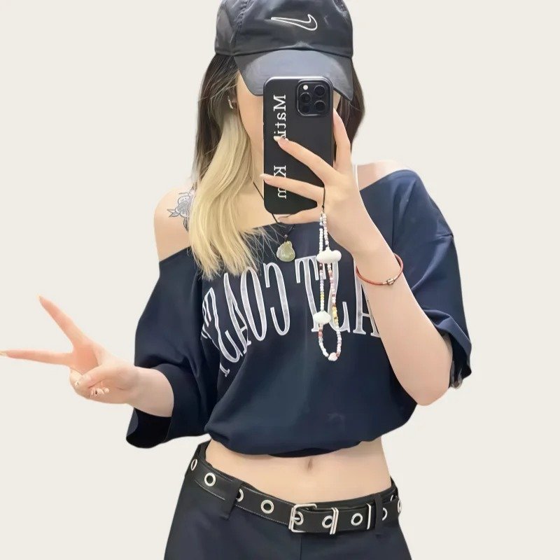 Women's Retro Off-Shoulder Loose Fit T-Shirt Women's Retro Off-Shoulder Loose Fit T-Shirt